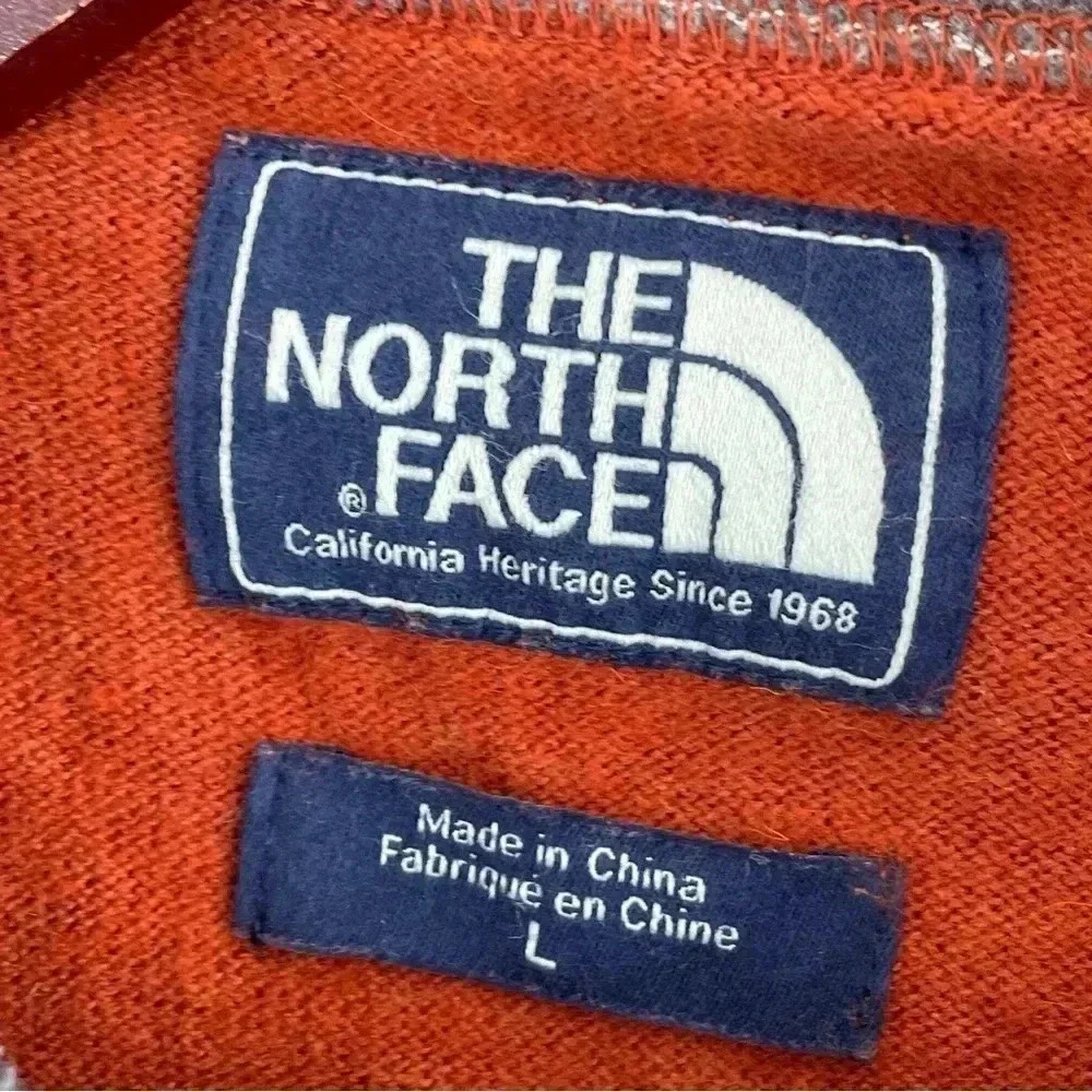 The North Face Mens Size L long sleeve pullover sweatshirt 3062